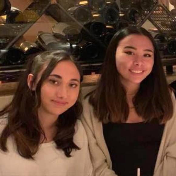 Meet your Posher, Holly - Picture 1 of 1